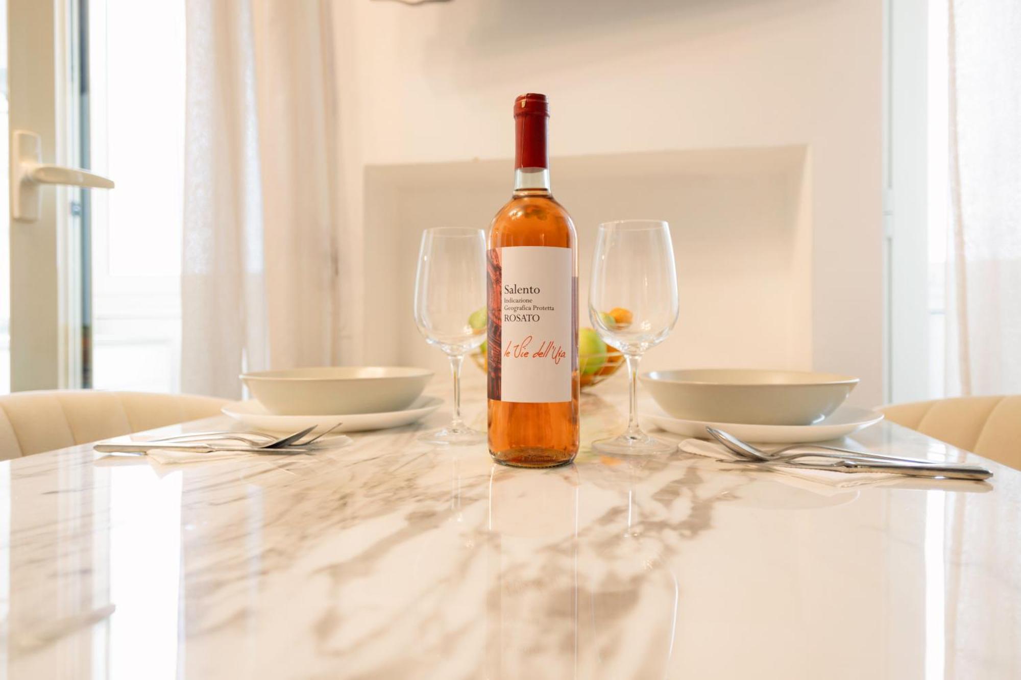 Bari Central Suite - Central Apartment With Sea View - בארי מראה חיצוני תמונה